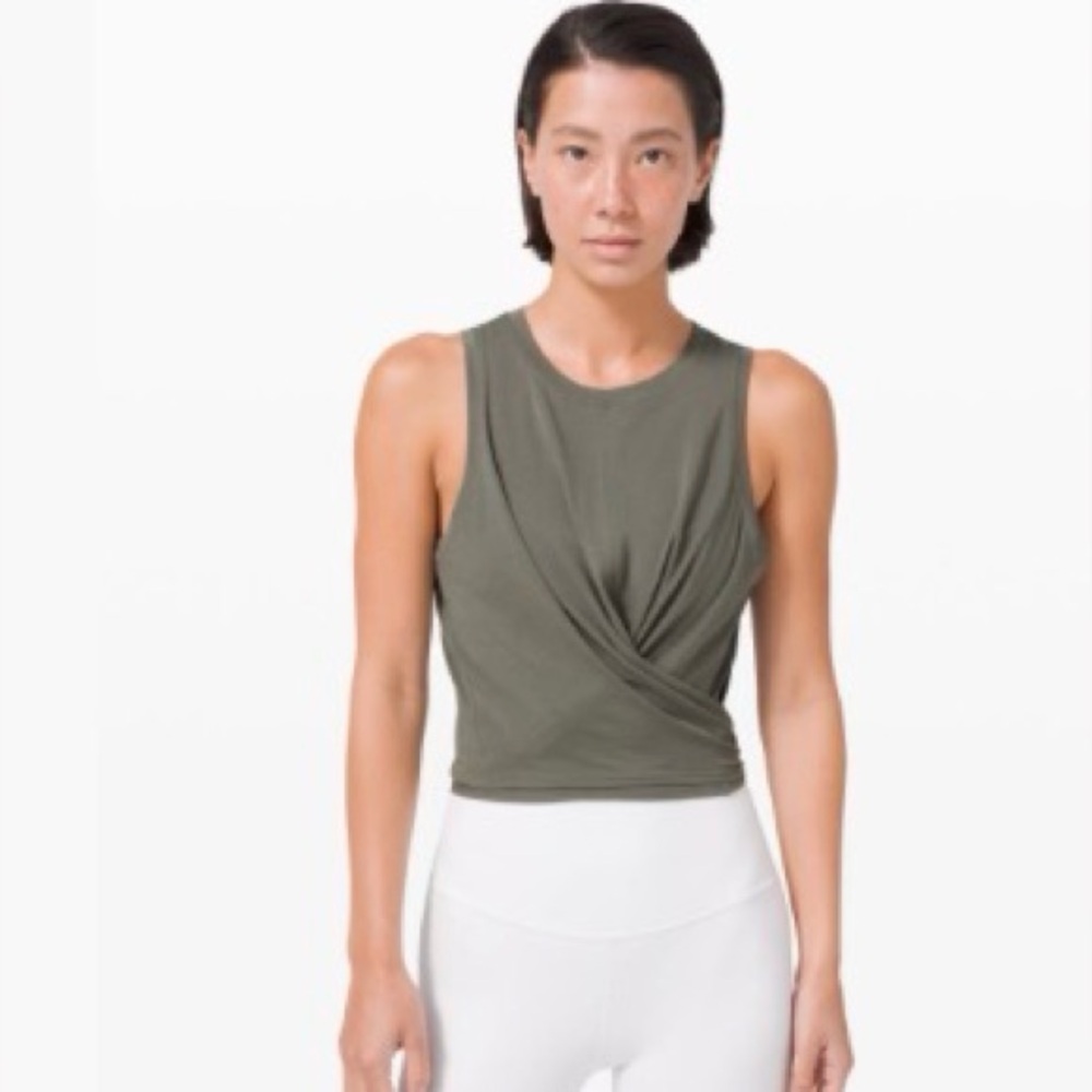 Lululemon Time to Restore Tank 🖤 | Size 6| Color Sage